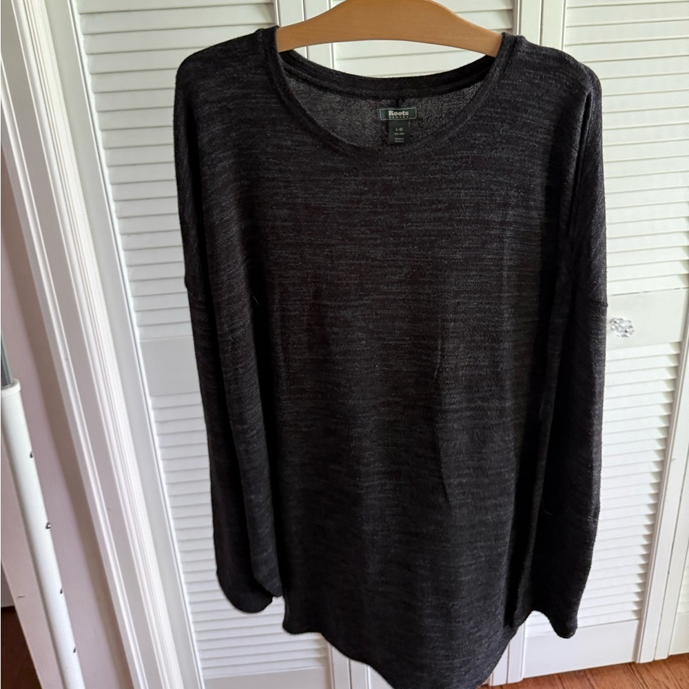 Roots Dark Grey Long Sleeve – Ultra Comfy | Size L